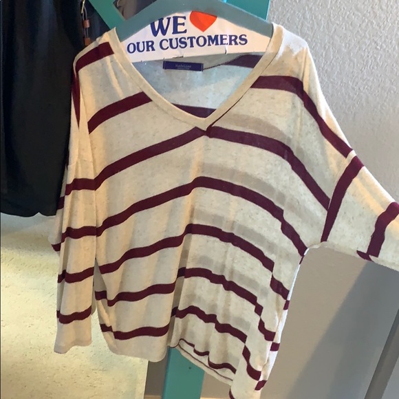 Striped v neck sweater - Picture 1 of 3